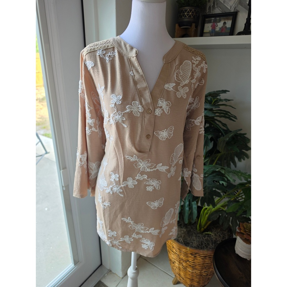 Kindred Tan Embroidered Butterfly Floral Tunic Top Crochet Shoulder Boho NWT 2XL